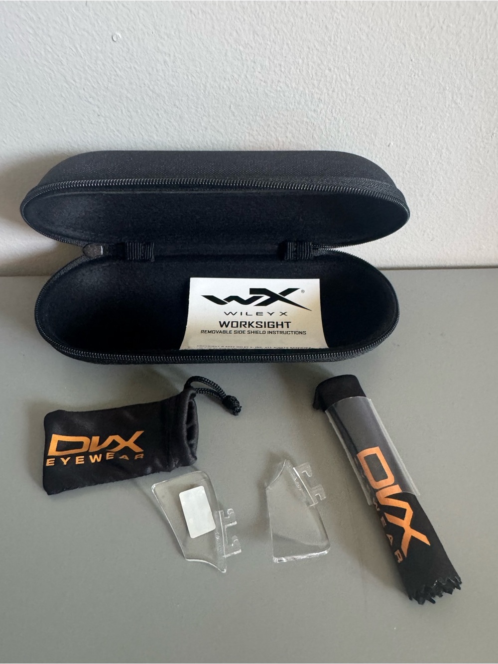 Replacement Lenses & Case - Black
